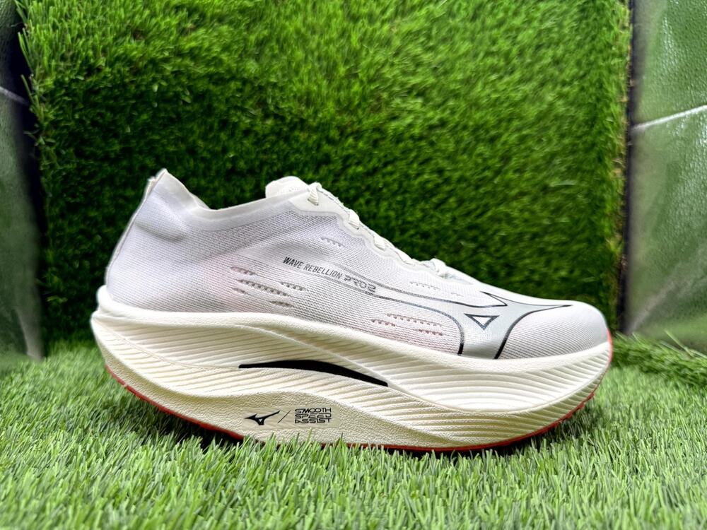 Mizuno Wave Rebellion Pro 2 U1GD241711 Athletic Shoes Men 6.5 White Mesh Jogging